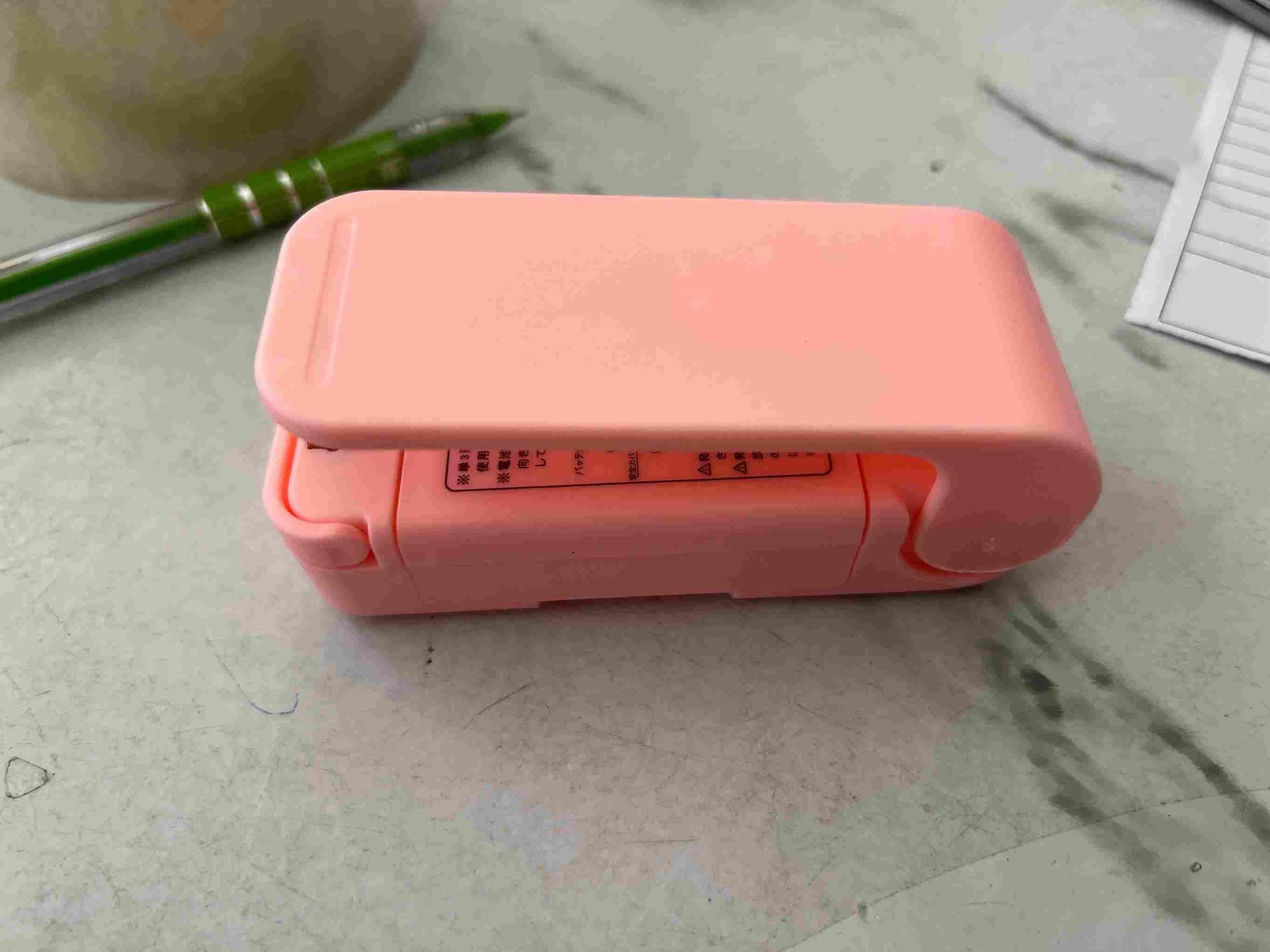 Mini Heat Sealer Machine – Keep Your Food Fresh & Crisp Instantly!